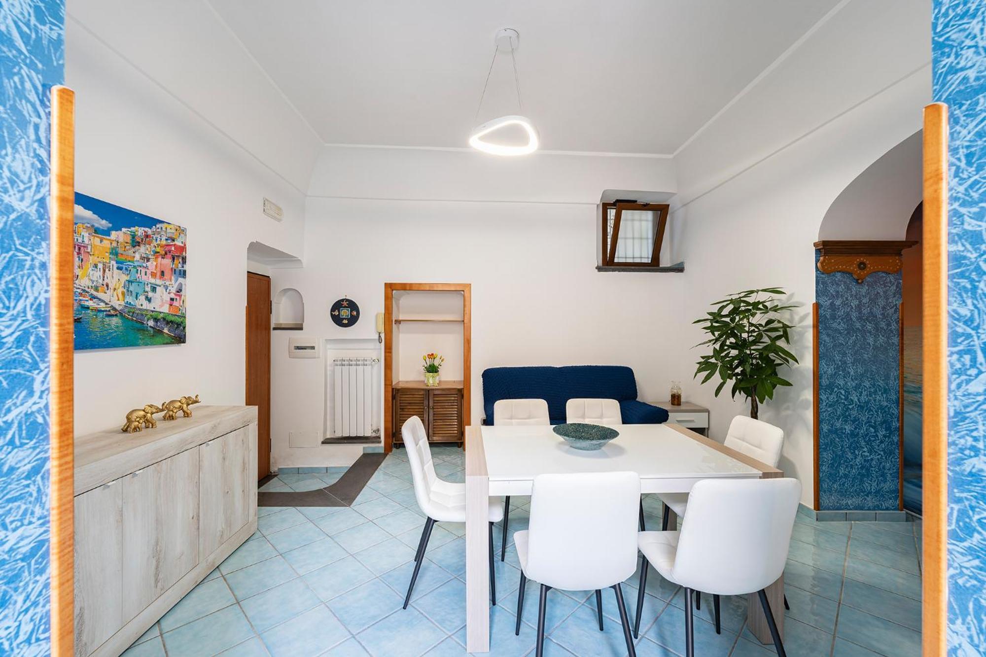 Apartment Ziro House